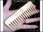 the body shop wood comb in hand JJJLHPP