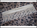Madora comb full